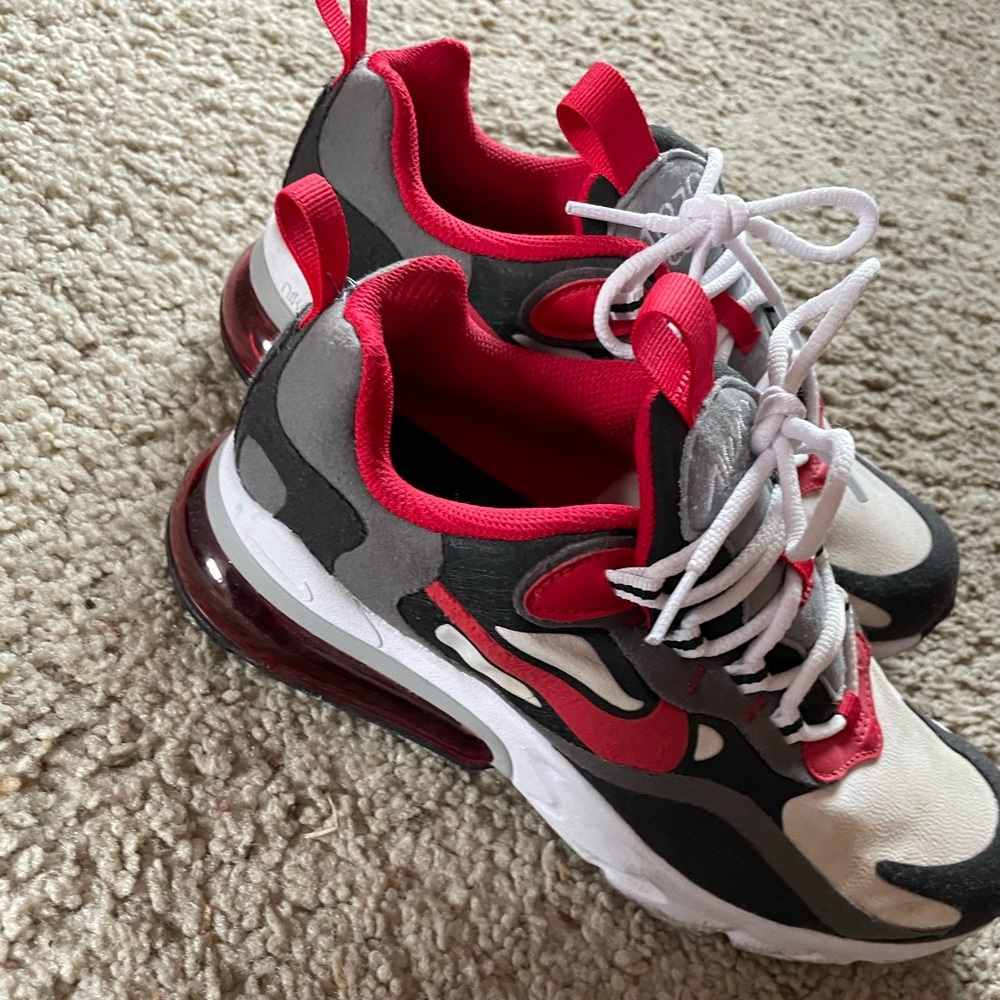 Nike react youth shoes